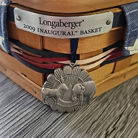 Longaberger 2009 Inaugural Basket - Picture 3 of 9